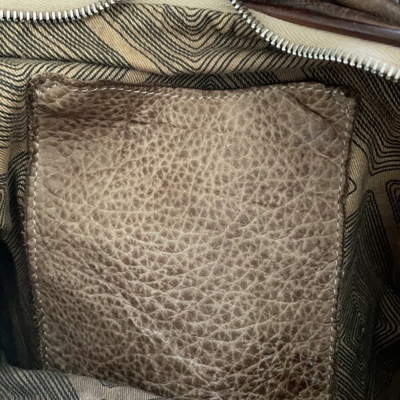 Vive la Difference Italian Brown Leather Crossbody Bag - Picture 8 of 8